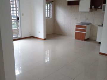 Departamento dos ambientes en alquiler en Wilde Centro