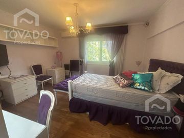Casa 4 Ambientes con Cochera, jardín y terraza propia en Palermo!