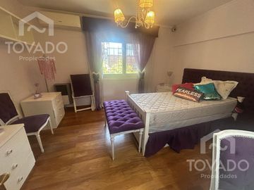 Casa 4 Ambientes con Cochera, jardín y terraza propia en Palermo!
