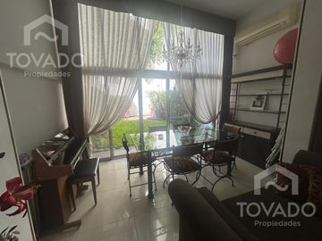Casa 4 Ambientes con Cochera, jardín y terraza propia en Palermo!
