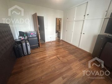 Casa 4 Ambientes con Cochera, jardín y terraza propia en Palermo!