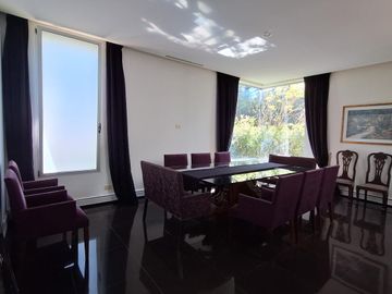 Casa de 5 ambientes en Alquiler en Barrio Cerrado La Montura