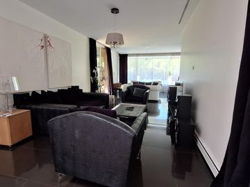 Casa de 5 ambientes en Alquiler en Barrio Cerrado La Montura