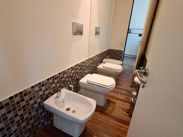 Casa de 5 ambientes en Alquiler en Barrio Cerrado La Montura
