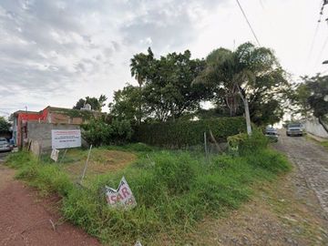 Terreno en Venta en Esquina Bosques del Centinela Zapopan Uso Mixto MV4