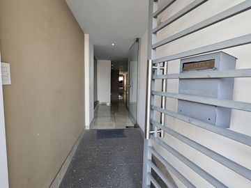Venta Departamento 1 Amb c/balcon en Flores