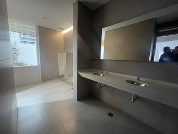 Oficina de 265 m2 en alquiler en Vicente López