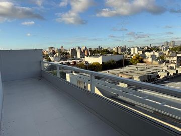 HERMOSO DEPARTAMENTO DE 2 AMBIENTES EN BELGRANO.