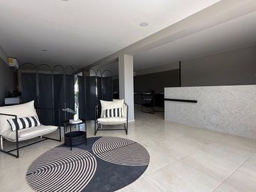 RENTA DE DEPARTAMENTO SEMIAMUEBLADO, Temozon 53 al Norte de Mérida