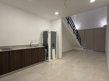RENTA DE DEPARTAMENTO SEMIAMUEBLADO, Temozon 53 al Norte de Mérida