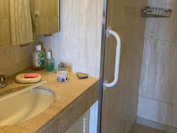 Venta V. Lopez 4 amb. dep. coch. piso 19 vista plena al rio