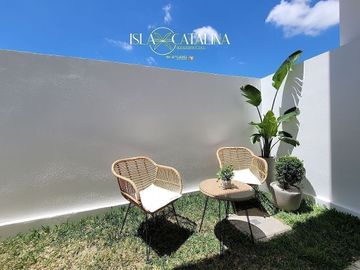 CASA EN VENTA EN ISLA CATALINA