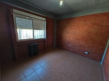Casa en dos plantas en venta en V. Dorrego - Gonzalez Catan