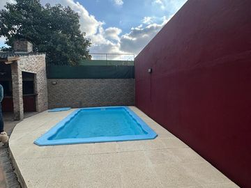 Chalet 5 ambientes en venta en Castelar Sur