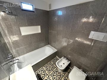 DEPARTAMENTO VENTA 2 AMBIENTES BALCON FLORIDA EXCELENTE UBICACION