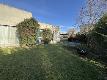Casa de 4 ambientes en una planta - APTA CREDITO
