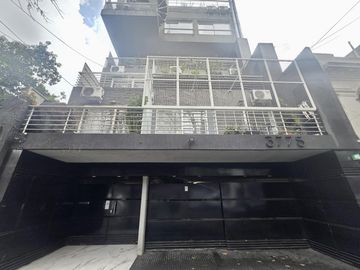 MONOAMBIENTE CON COCHERA