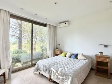 Casa en venta en Costa Esmeralda a la cancha de Golf