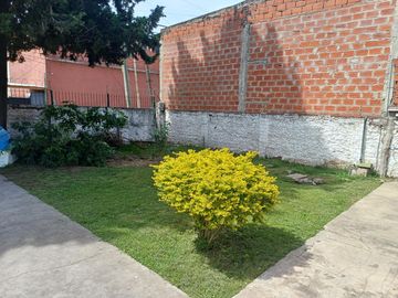 Casa y Lote lindero a metros de Ruta 21 en venta en G. Catan