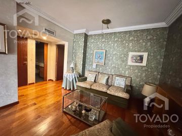 Semipiso 4 ambientes con cochera en Caballito!