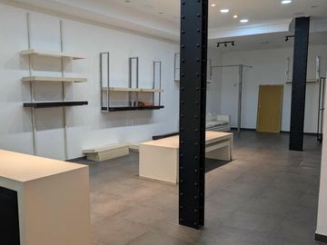 Local en alquiler en Recoleta