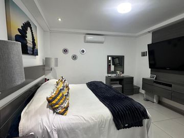 ¡Renta Departamento Amueblado en Jardines del Bosque con Roof Top! 🏢✨