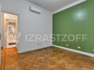Departamento francés en alquiler en Recoleta de 4 ambientes reciclado