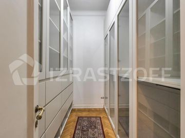 Departamento francés en alquiler en Recoleta de 4 ambientes reciclado
