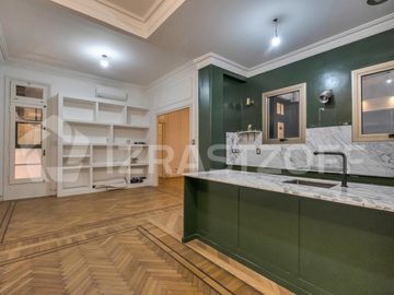 Departamento francés en alquiler en Recoleta de 4 ambientes reciclado