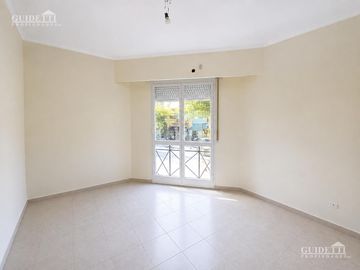 PH 2 y 1/2 ambientes en alquiler - Balcón y Lavadero- Saavedra