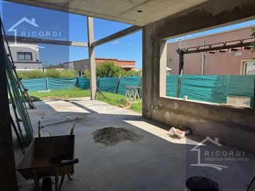 Casa en San Ramon, Pilar del este.