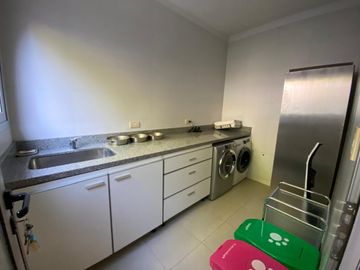 Casa de 5 ambientes con Jardín y Pileta en Venta - Barrio Cerrado Altos del Pilar