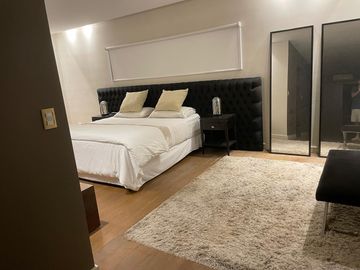 Casa de 5 ambientes con Jardín y Pileta en Venta - Barrio Cerrado Altos del Pilar