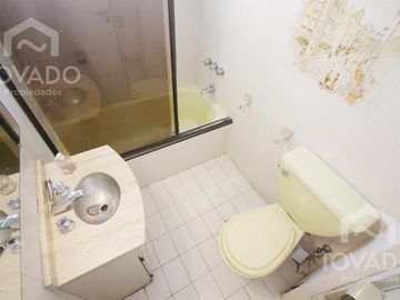 GRAN OPORTUNIDAD! APTO CRÉDITO! Amplio 5 Ambientes de Categoría con doble balcon en Flores!