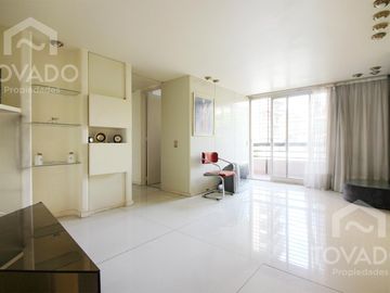 GRAN OPORTUNIDAD! APTO CRÉDITO! Amplio 5 Ambientes de Categoría con doble balcon en Flores!