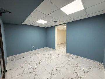 Consultorio | Local 33m2 en Renta frente a Hospital San José