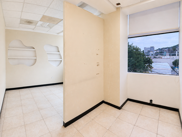 Consultorio | Local 15m2 en Renta frente a Hospital San José