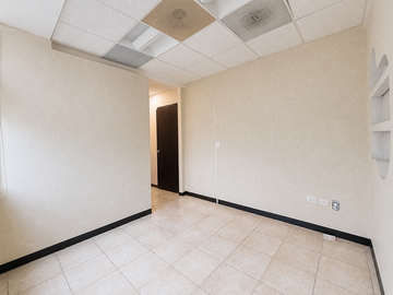 Consultorio | Local 15m2 en Renta frente a Hospital San José