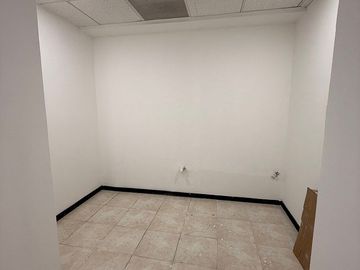 Consultorio | Local 19m2 en Renta frente a Hospital San José