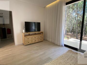 ALQUILER TEMPORAL, CASA, COSTA ESMERALDA, BARRIO MARITIMO III, LOTE AL 100, 5 AMBIENTES