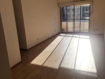 ALQUILER 3 ambientes con balcón en excelente ubicación. Belgrano