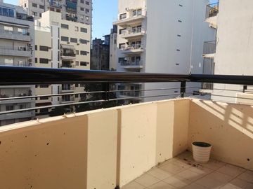 ALQUILER 3 ambientes con balcón en excelente ubicación. Belgrano