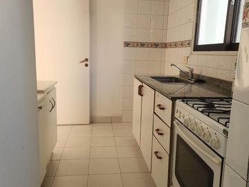 ALQUILER 3 ambientes con balcón en excelente ubicación. Belgrano