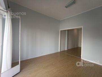 Departamento  2 ambientes con Balcon al frente!