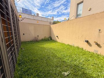 venta casa tres dormitorios alberdi moderna