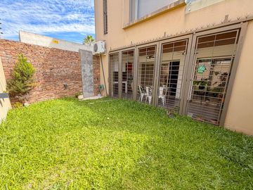 venta casa tres dormitorios alberdi moderna