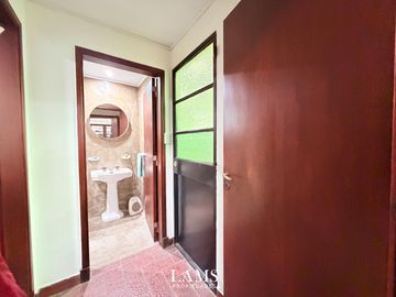 Importante local sobre Av. Luro en Venta y Alquiler