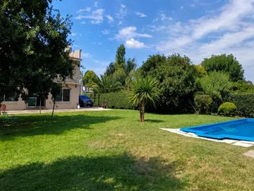 CASA 5 AMBIENTES EN VENTA, PARQUE SAKURA, EXALTACION DE LA CRUZ