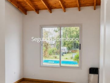 CASA 5 AMBIENTES EN VENTA, PARQUE SAKURA, EXALTACION DE LA CRUZ