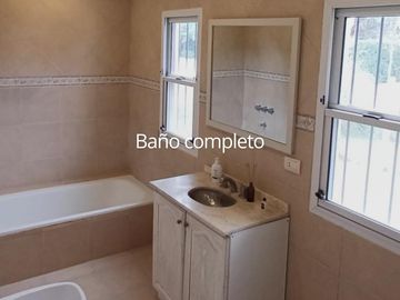 CASA 5 AMBIENTES EN VENTA, PARQUE SAKURA, EXALTACION DE LA CRUZ